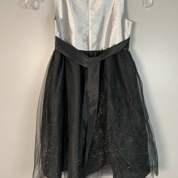 So La Vita in silver metallic and sparkling black tulle dress. Size 4 - Picture 6 of 7